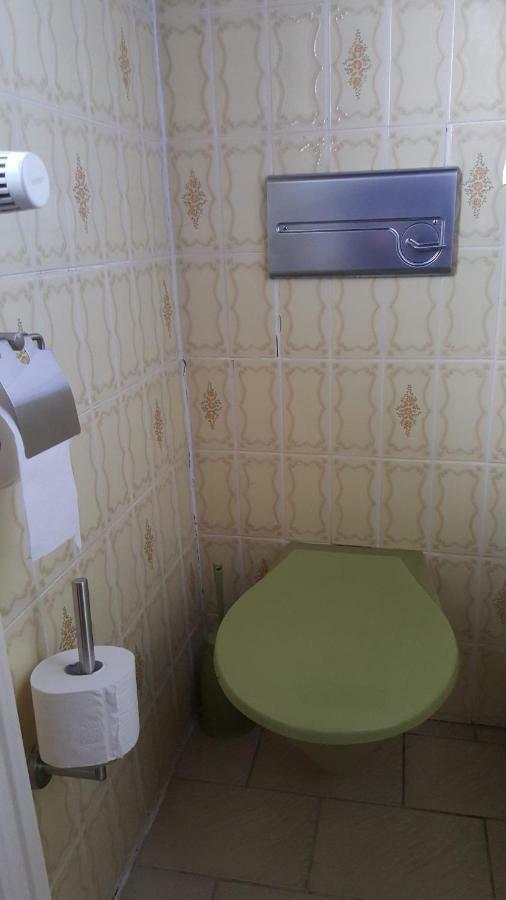 Kempfeld Black Bear Bikers Pub-Hotel מראה חיצוני תמונה