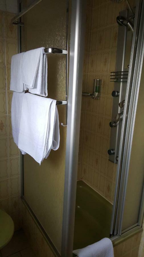 Kempfeld Black Bear Bikers Pub-Hotel מראה חיצוני תמונה