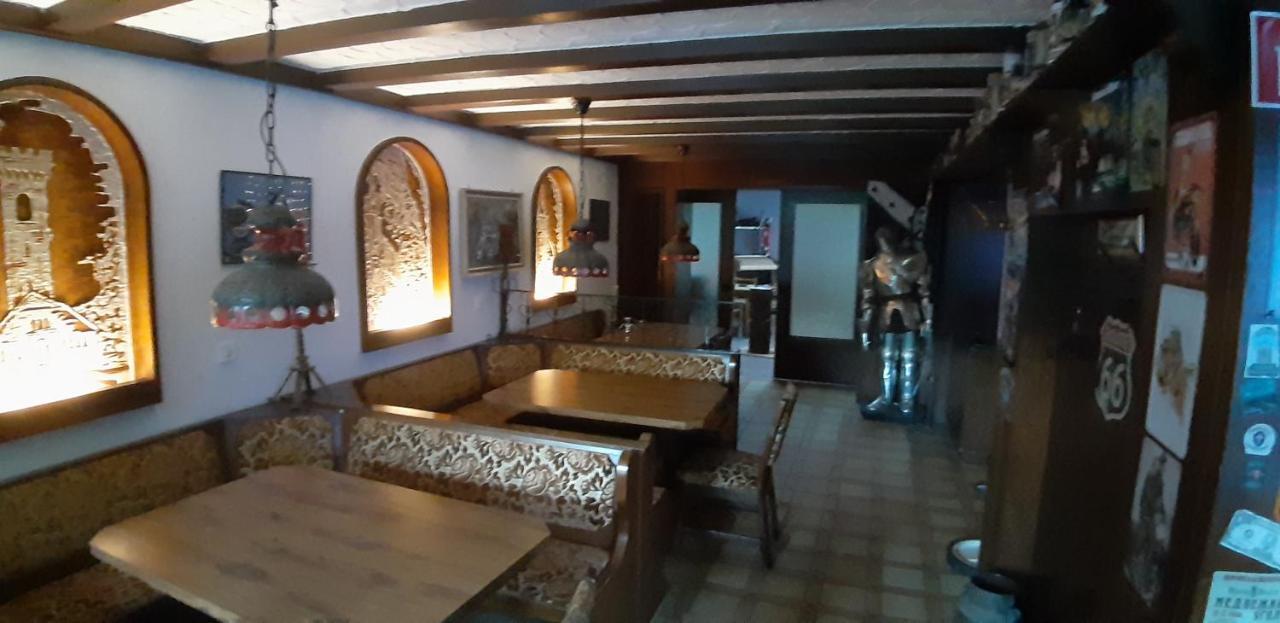 Kempfeld Black Bear Bikers Pub-Hotel מראה חיצוני תמונה