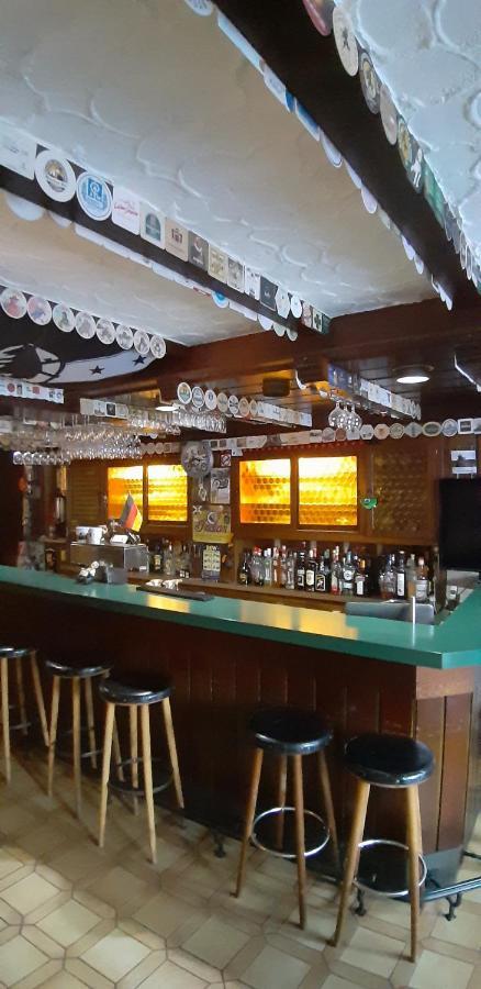 Kempfeld Black Bear Bikers Pub-Hotel מראה חיצוני תמונה