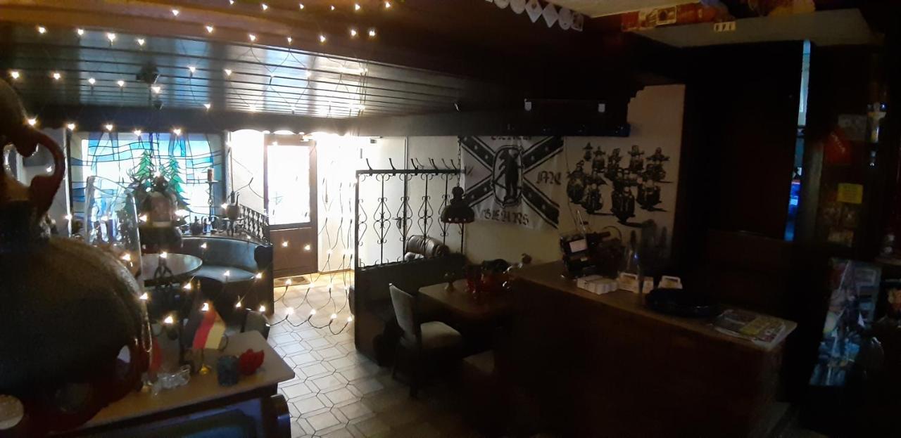 Kempfeld Black Bear Bikers Pub-Hotel מראה חיצוני תמונה